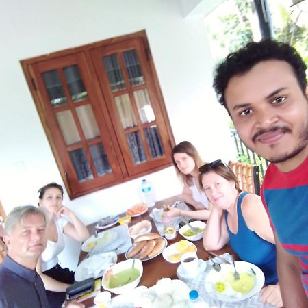 Autumn Home Stay Dambulla Exterior foto